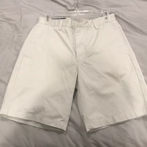 Vineyard vine club shorts